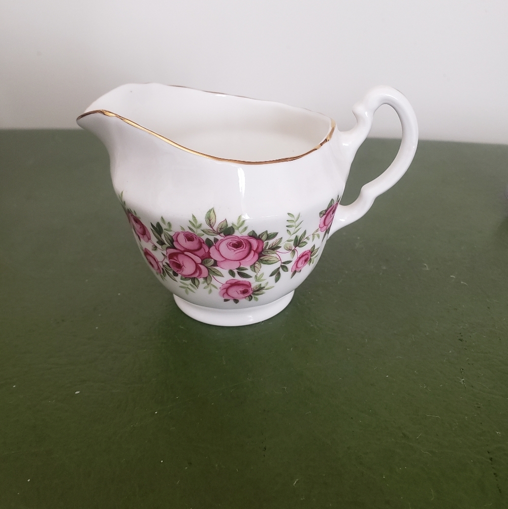Mayfair Bone China England Floral Pink Rose Porcelain Creamer with Gold Trim